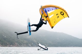 【板類運動先鋒之一】 何允輝 揭開滑浪風翼的速度美學 LY107551