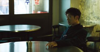 洪嘉豪封面專訪 ︳其實〈跟你分擔失落比較快樂〉 請試著需要我 WEBBANNER1